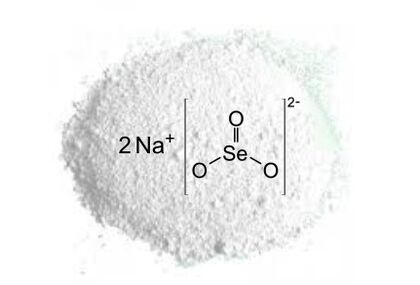 Ocuvit contiene selenite di sodio